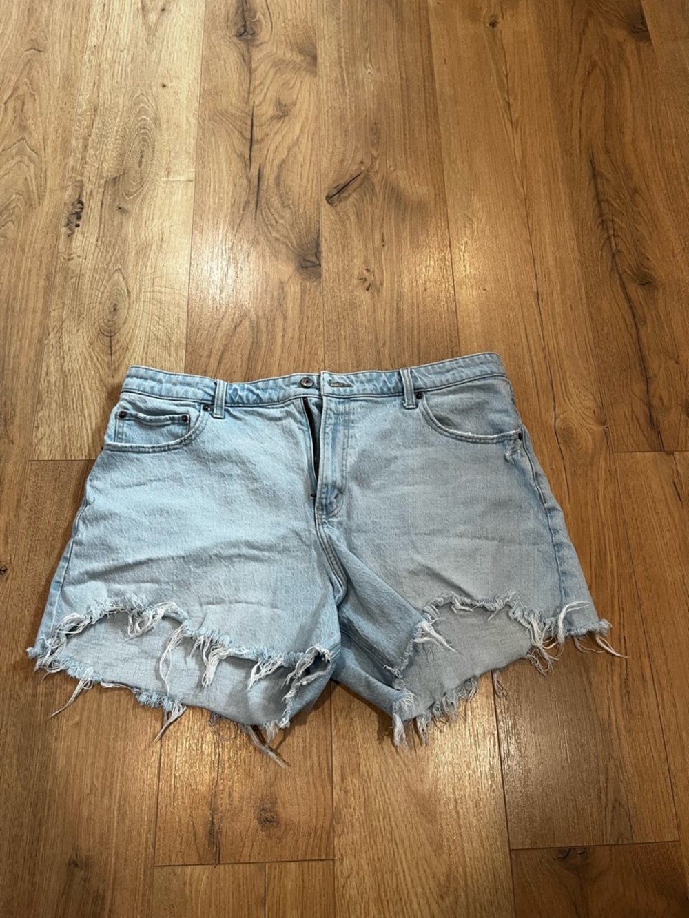 Abercrombie & Fitch Light Blue Distressed Denim High Rise Shorts